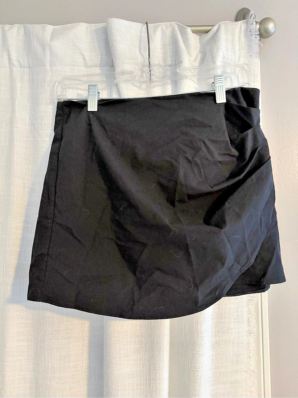 Zara Women's Skort in Black Size Small